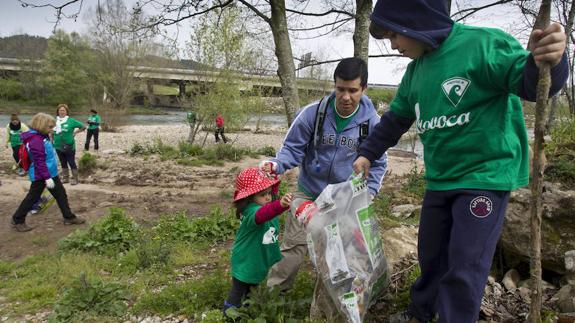 La mitad de los ríos de Cantabria muestra "afecciones" en la calidad de sus aguas