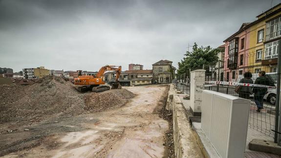 El aparcamiento gratuito de la calle Alta se empieza a construir a final de junio