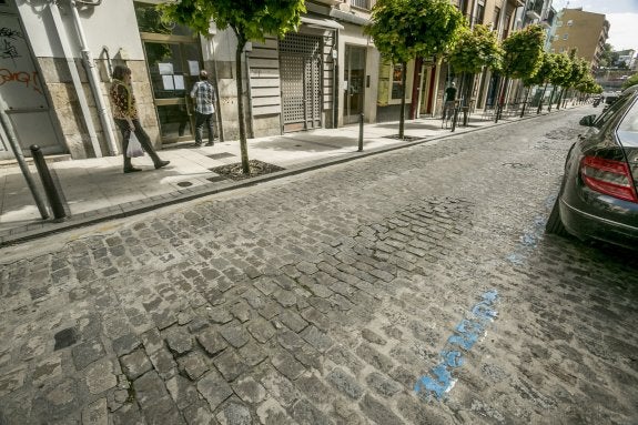 La reforma de la calle Peña Herbosa enfrenta a vecinos y hosteleros